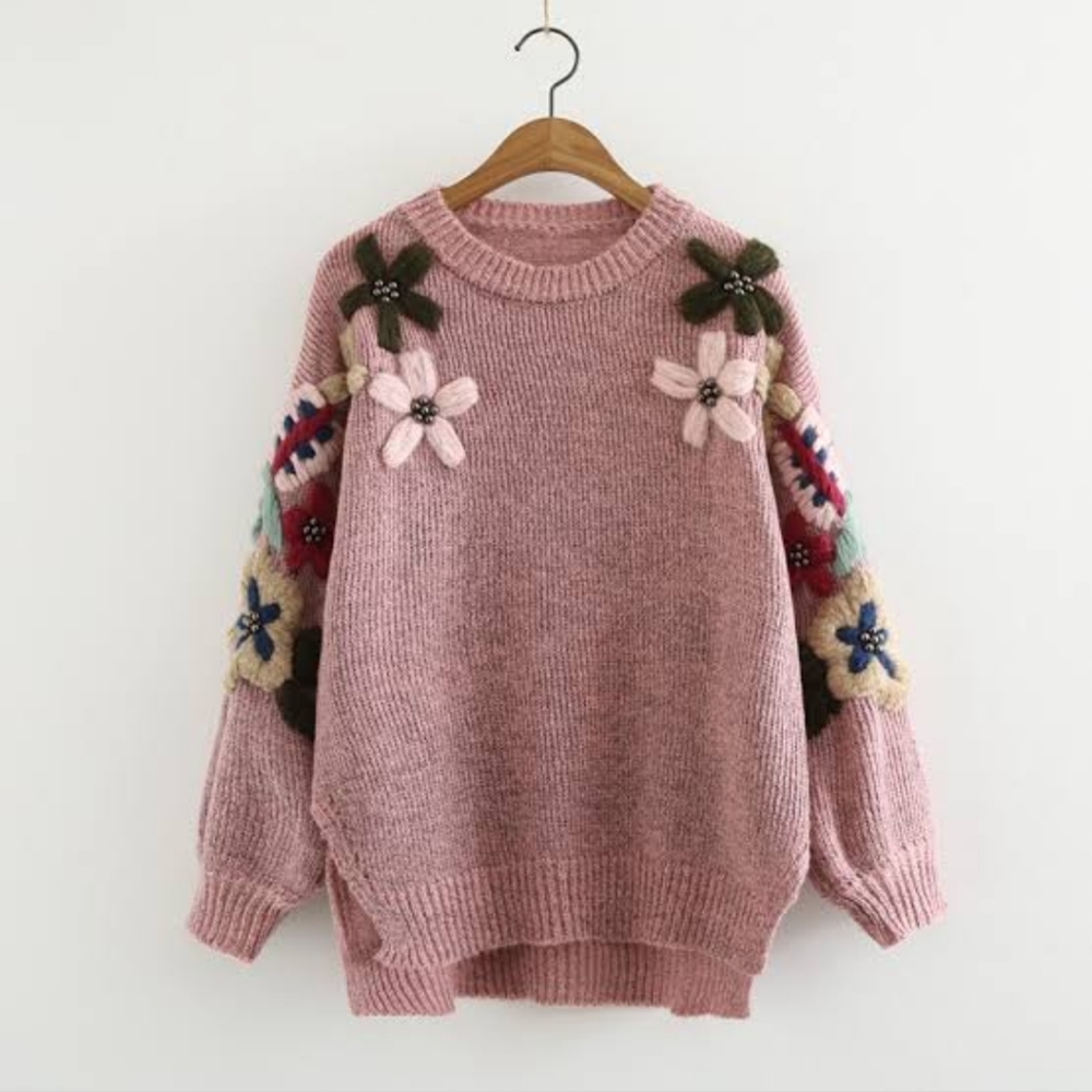 Embroidered Floral Oversized Sweater - Picture 17 of 17